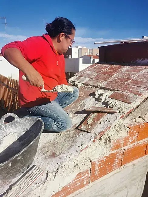 Reparación y mantenimiento de tejados y goteras